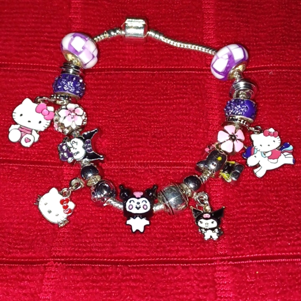 HELLO KITTY & KUROMI'S Pink Floral 💗 Bracelet